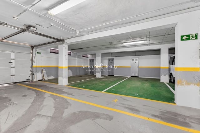 Garage te koop in Los Cristianos, Arona - € 30.500 (Ref: 10035641)