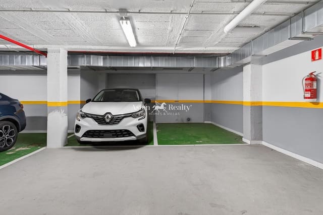 Garage te koop in Los Cristianos, Arona - € 30.500 (Ref: 10035641)