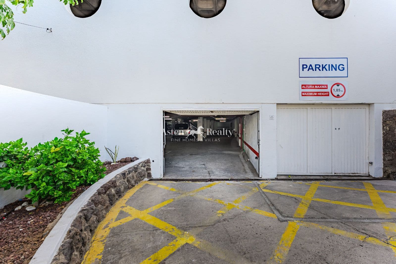 Garage te koop in Costa Adeje - € 25.000 (Ref: 10035642)