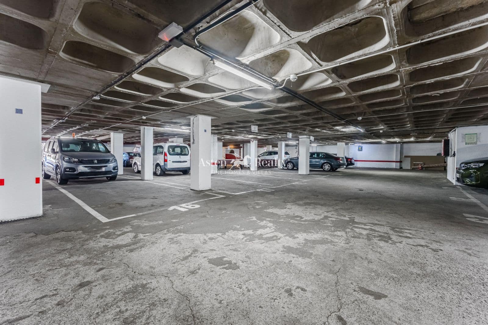 Garage te koop in Costa Adeje - € 25.000 (Ref: 10035642)
