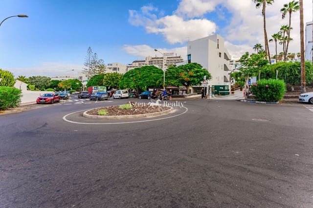 Garage te koop in Torviscas Bajo, Adeje - € 25.000 (Ref: 10035642)