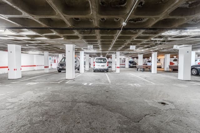 Garage te koop in Torviscas Bajo, Adeje - € 25.000 (Ref: 10035642)