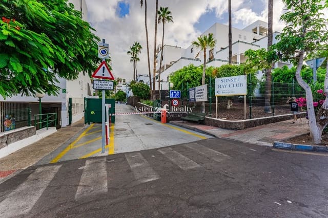 Garage te koop in Torviscas Bajo, Adeje - € 25.000 (Ref: 10035642)