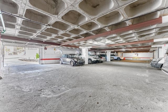 Garage te koop in Torviscas Bajo, Adeje - € 25.000 (Ref: 10035642)