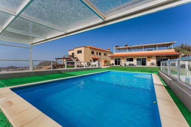 6 quarto Moradia para venda em San Miguel de Abona com piscina garagem - 820 000 € (Ref: 10035724)