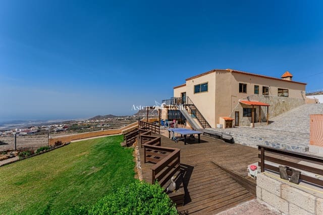 6 quarto Moradia para venda em San Miguel de Abona com piscina garagem - 820 000 € (Ref: 10035724)