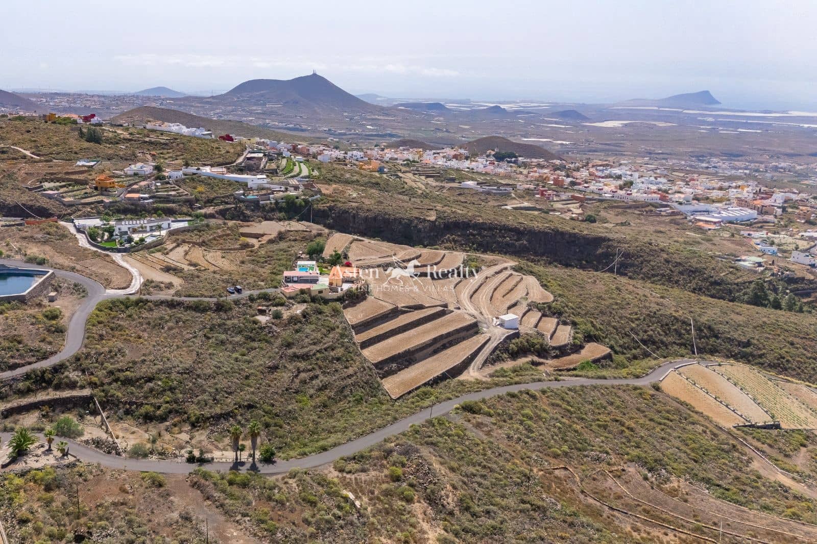 6 quarto Moradia para venda em San Miguel de Abona com piscina garagem - 820 000 € (Ref: 10035724)