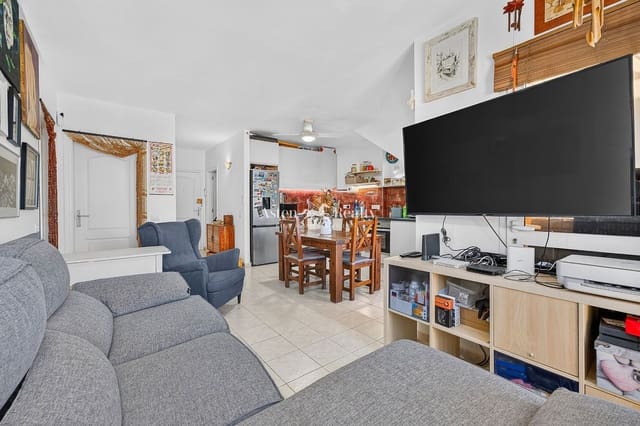 2 bedroom Penthouse for sale in Callao Salvaje, Adeje with pool - € 335,000 (Ref: 10044110)