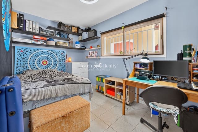 2 bedroom Penthouse for sale in Callao Salvaje, Adeje with pool - € 335,000 (Ref: 10044110)