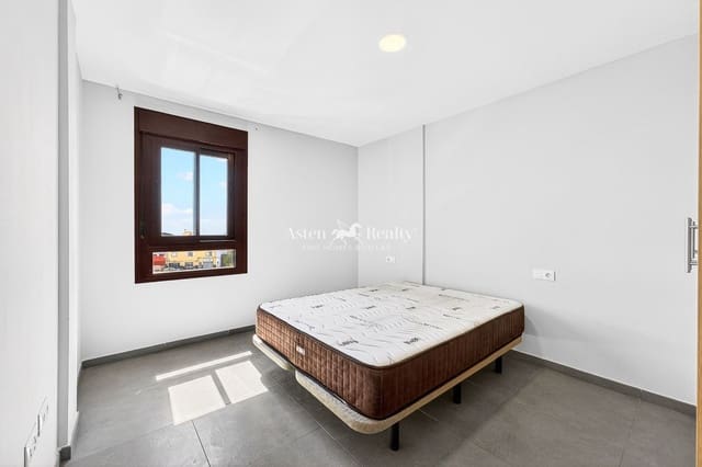 2 slaapkamer Flat te koop in Cabo Blanco, Arona met garage - € 289.000 (Ref: 10045490)