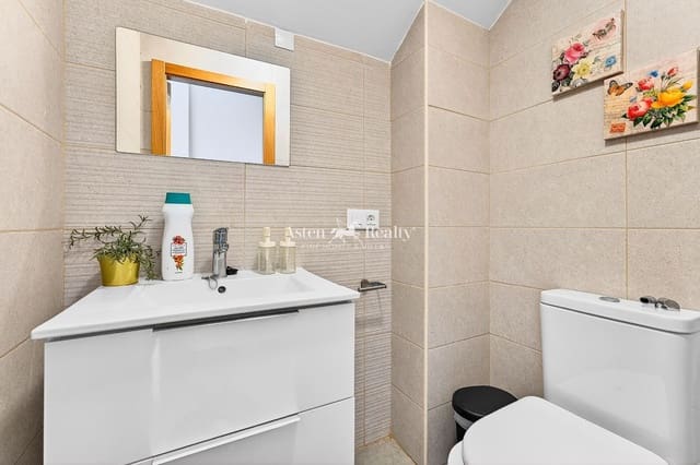 2 slaapkamer Flat te koop in Cabo Blanco, Arona met garage - € 289.000 (Ref: 10045490)