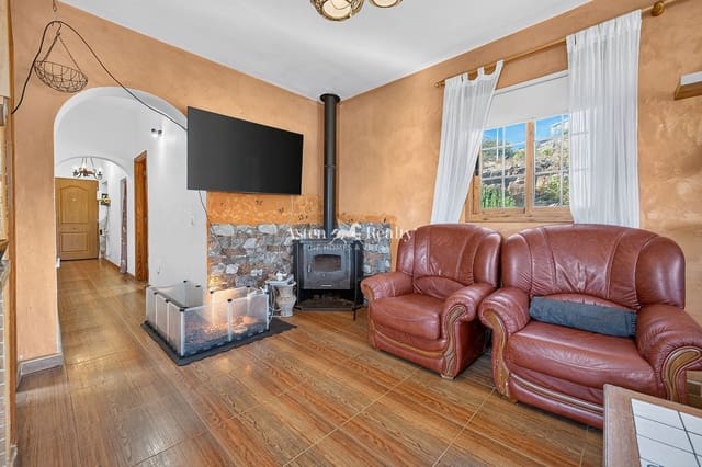 5 Zimmer Villa zu verkaufen in Fasnia mit Garage - 350.000 € (Ref: 10045491)