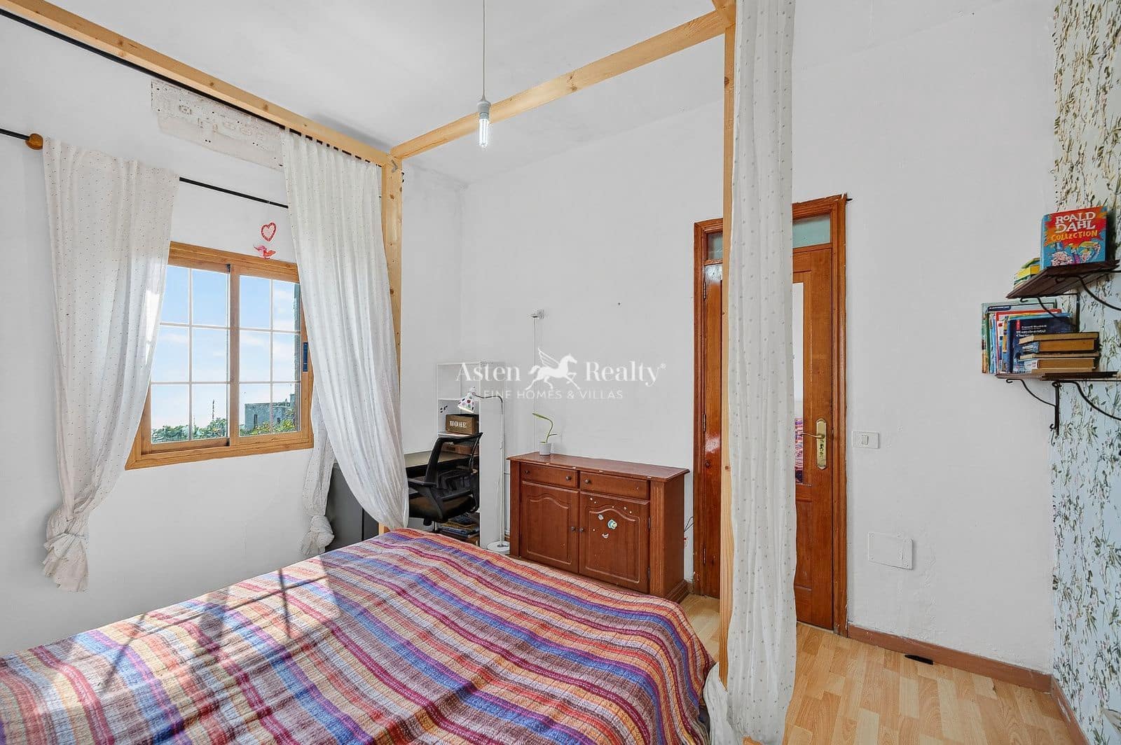 5 Zimmer Villa zu verkaufen in Fasnia mit Garage - 350.000 € (Ref: 10045491)