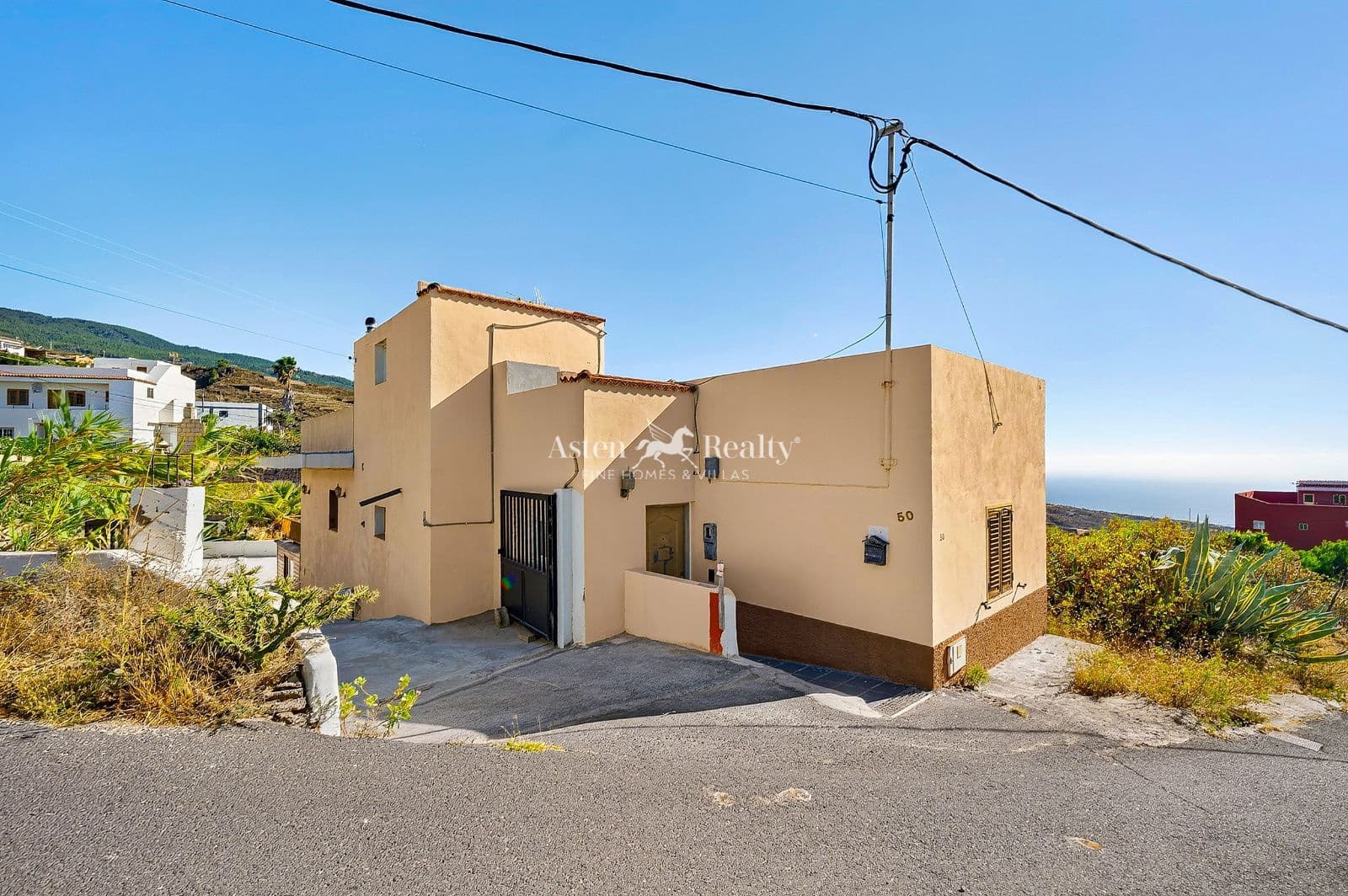 5 Zimmer Villa zu verkaufen in Fasnia mit Garage - 350.000 € (Ref: 10045491)