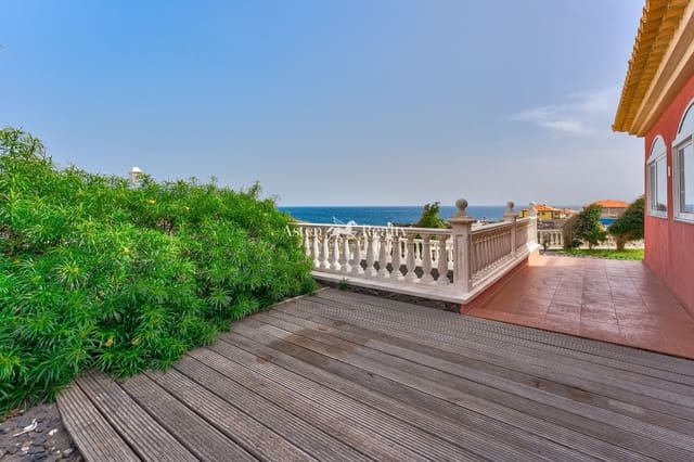 3 sypialnia Willa na sprzedaż w El Medano, Granadilla de Abona z basenem garażem - 685 000 € (Ref: 10077055)