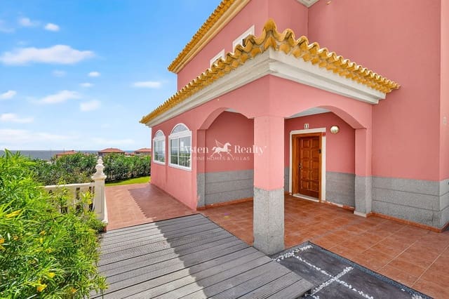 3 sypialnia Willa na sprzedaż w El Medano, Granadilla de Abona z basenem garażem - 685 000 € (Ref: 10077055)