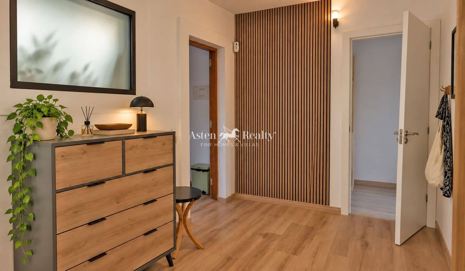 3 sovrum Lägenhet till salu i Playa del Duque med pool - 539 000 € (Ref: 10086757)