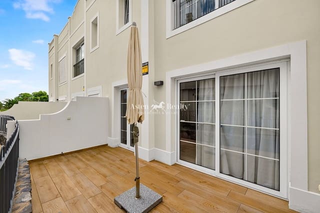 Casa de 3 habitaciones en Los Cristianos, Arona en venta con piscina garaje - 990.000 € (Ref: 10091503)