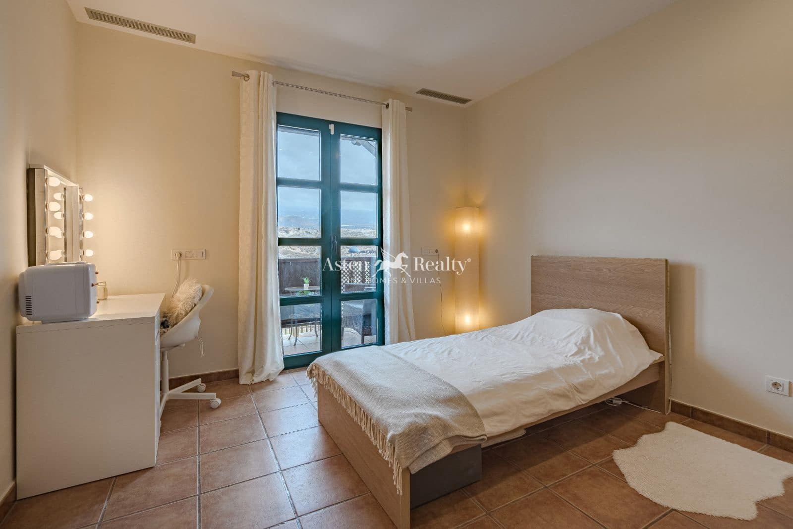 3 sovrum Hus till salu i Golf del Sur med pool garage - 495 000 € (Ref: 10097367)