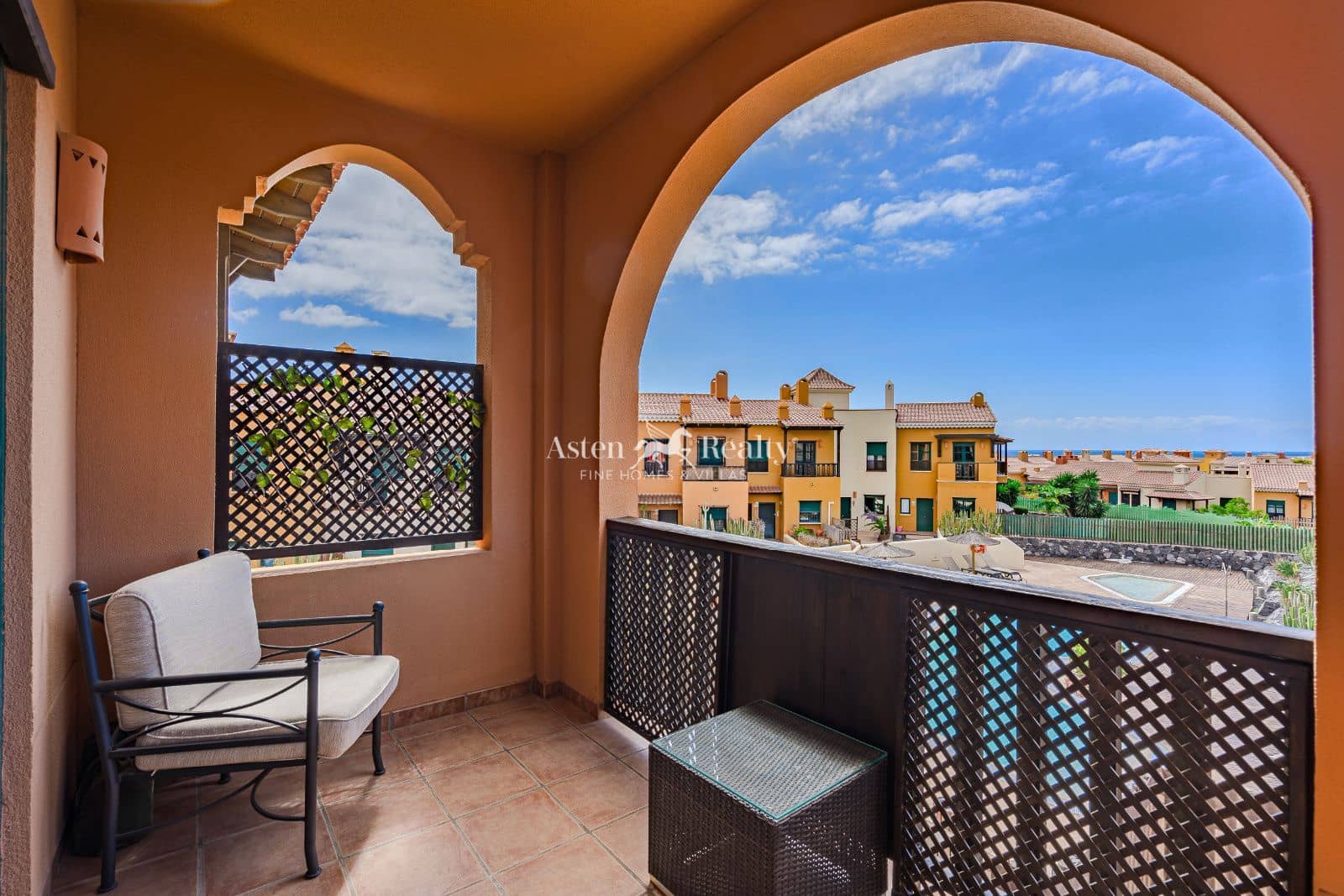 3 sovrum Hus till salu i Golf del Sur med pool garage - 495 000 € (Ref: 10097367)