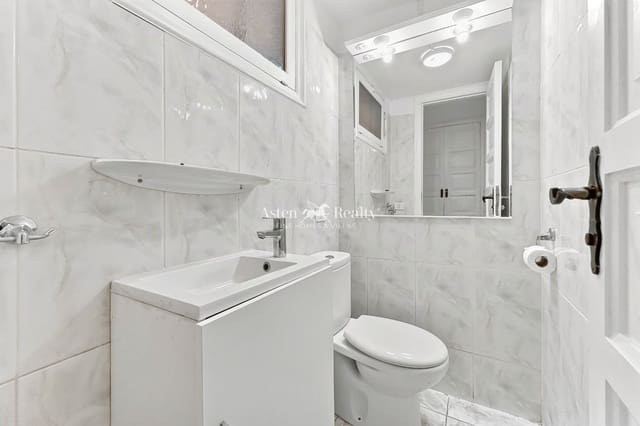 2 soveværelse Lejlighed til salg i Playa de las Americas, Arona med swimmingpool - € 650.000 (Ref: 10098625)