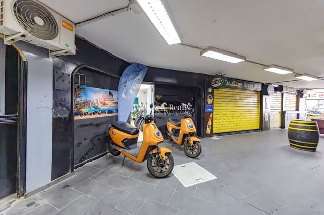 Empresa para venda em San Eugenio Bajo, Adeje - 150 000 € (Ref: 10099429)