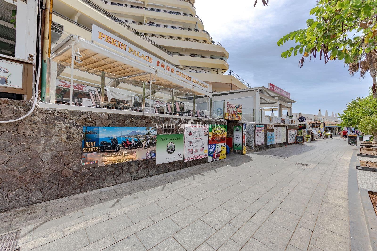 Empresa para venda em Costa Adeje - 150 000 € (Ref: 10099429)