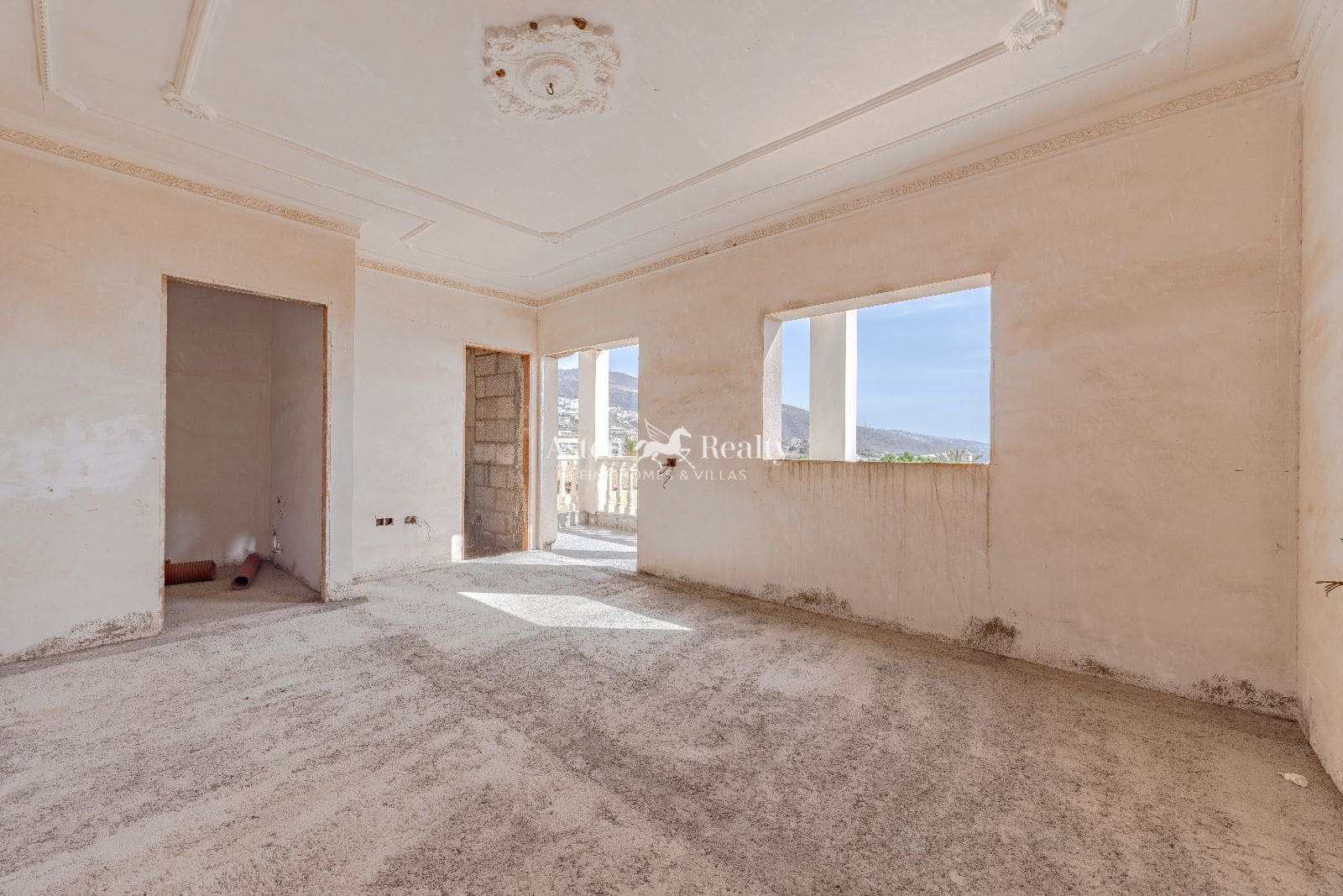 4 bedroom Villa for sale in Candelaria with garage - € 530,000 (Ref: 10101194)