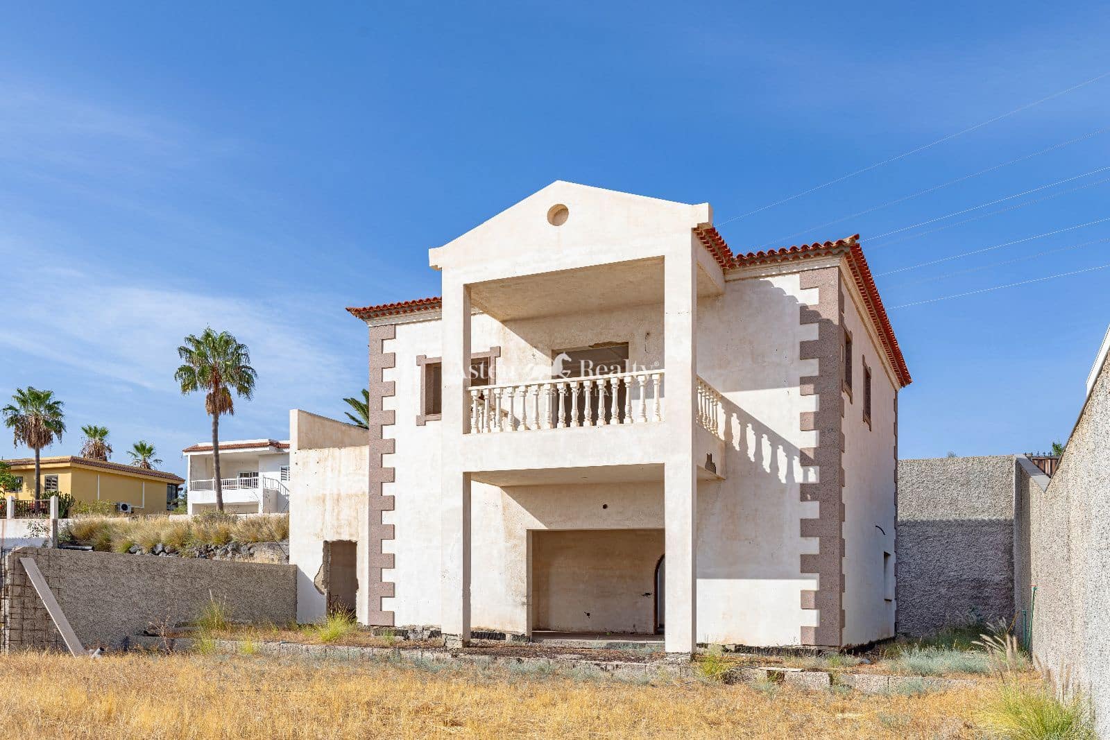 4 bedroom Villa for sale in Candelaria with garage - € 530,000 (Ref: 10101194)