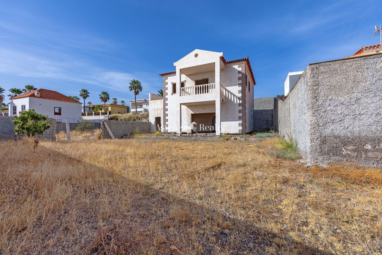 4 bedroom Villa for sale in Candelaria with garage - € 530,000 (Ref: 10101194)