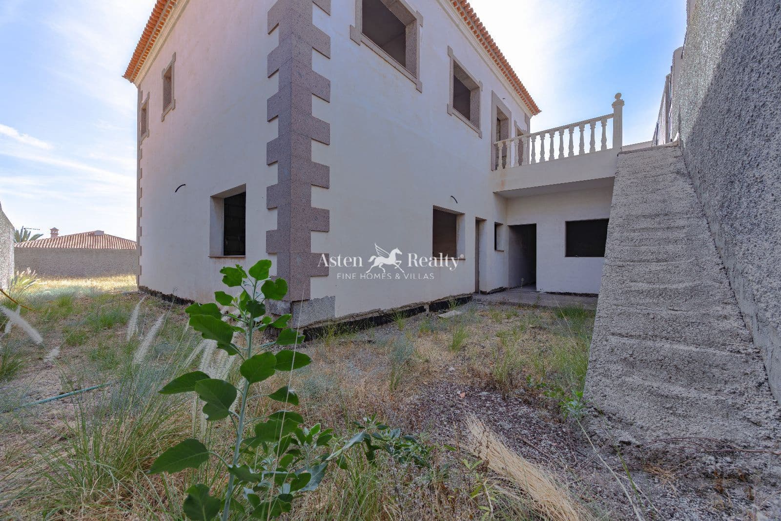 4 bedroom Villa for sale in Candelaria with garage - € 530,000 (Ref: 10101194)