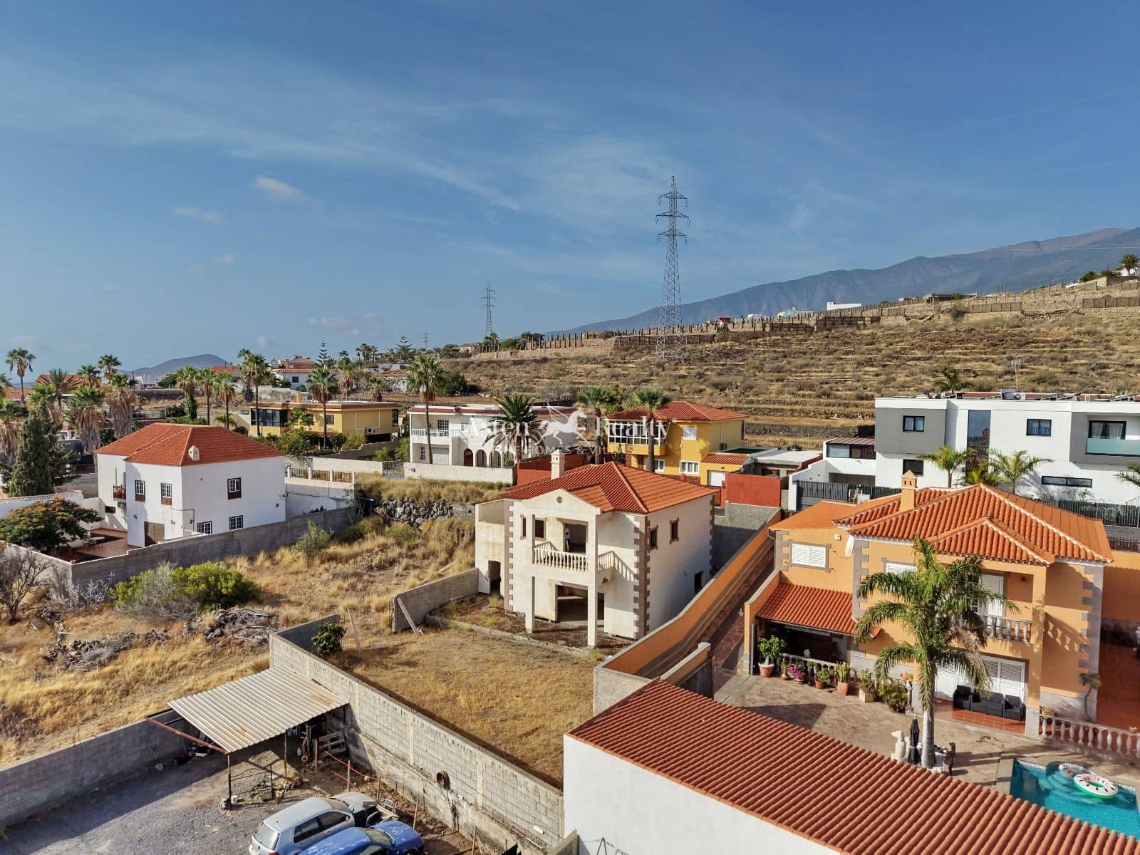 4 bedroom Villa for sale in Candelaria with garage - € 530,000 (Ref: 10101194)