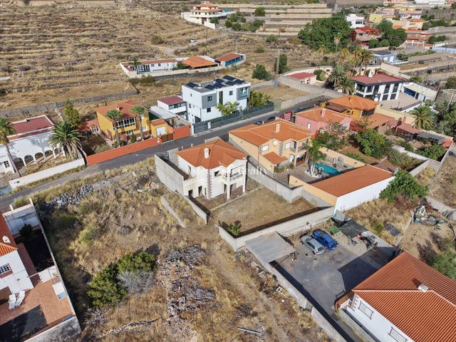 4 quarto Moradia para venda em Candelaria com garagem - 530 000 € (Ref: 10101194)