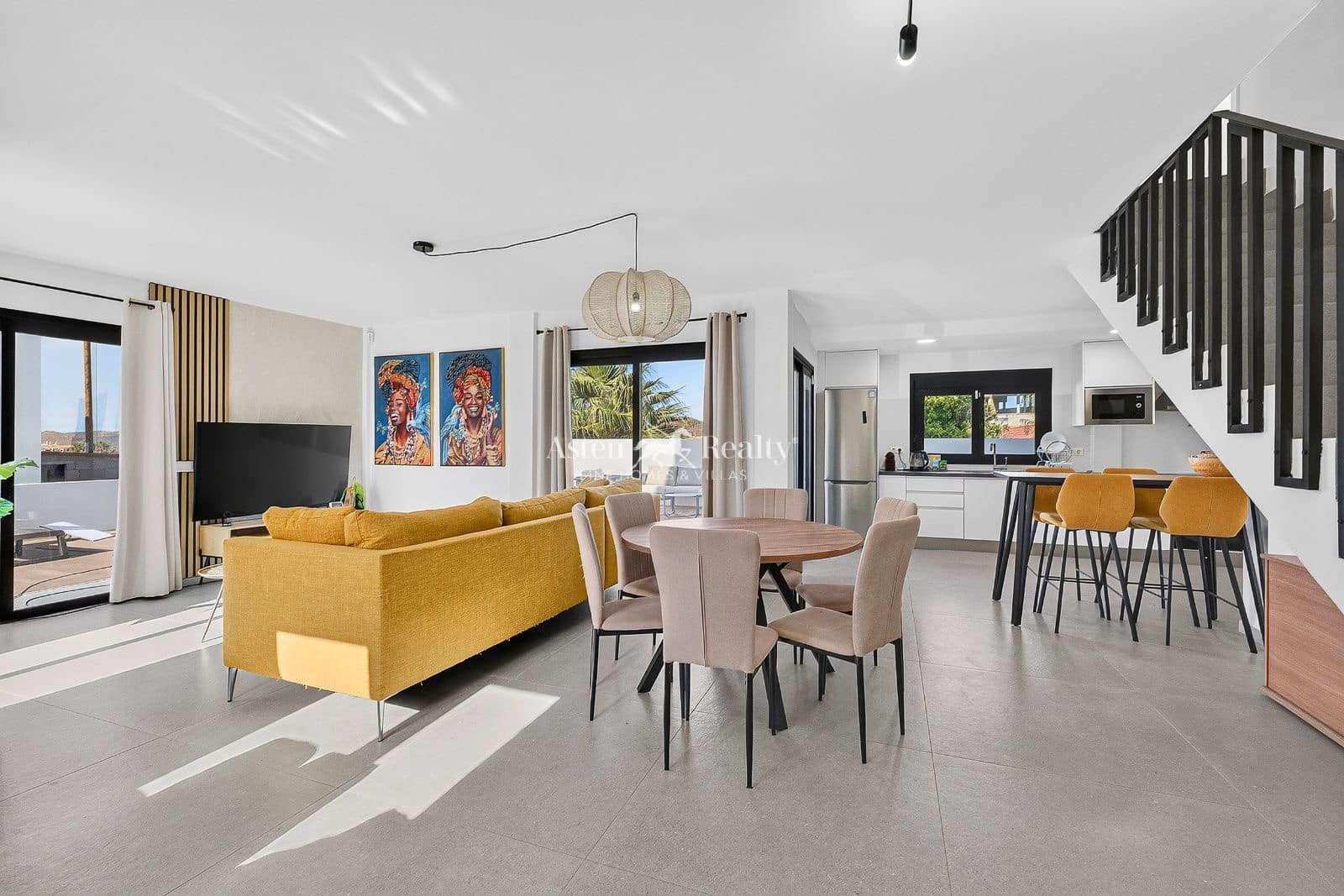 4 Zimmer Villa zu verkaufen in Amarilla Golf mit Pool Garage - 749.900 € (Ref: 10120308)