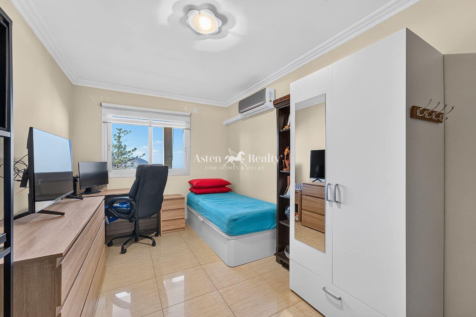2 quarto Apartamento para venda em La Camella com garagem - 285 000 € (Ref: 10120560)