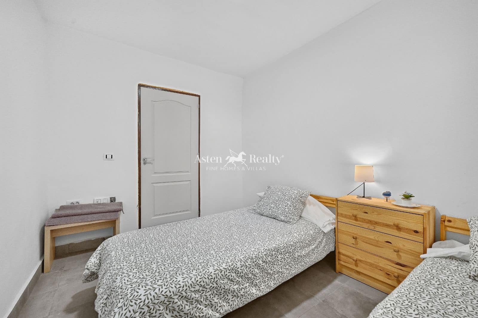4 chambre Villa/Maison à vendre à El Tanque avec garage - 347 000 € (Ref: 10131005)
