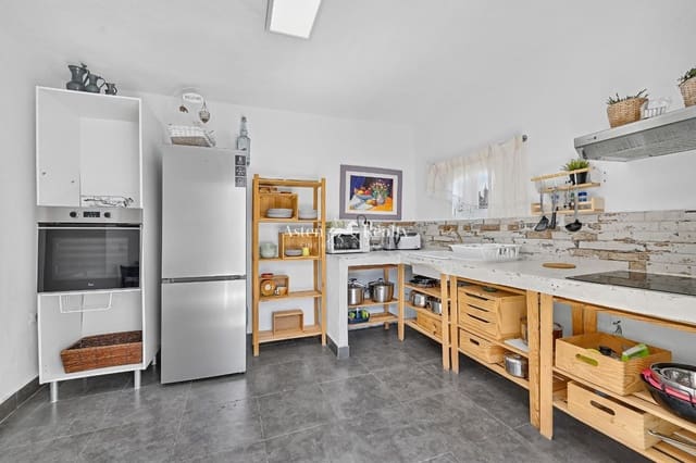 4 chambre Villa/Maison à vendre à El Tanque avec garage - 347 000 € (Ref: 10131005)