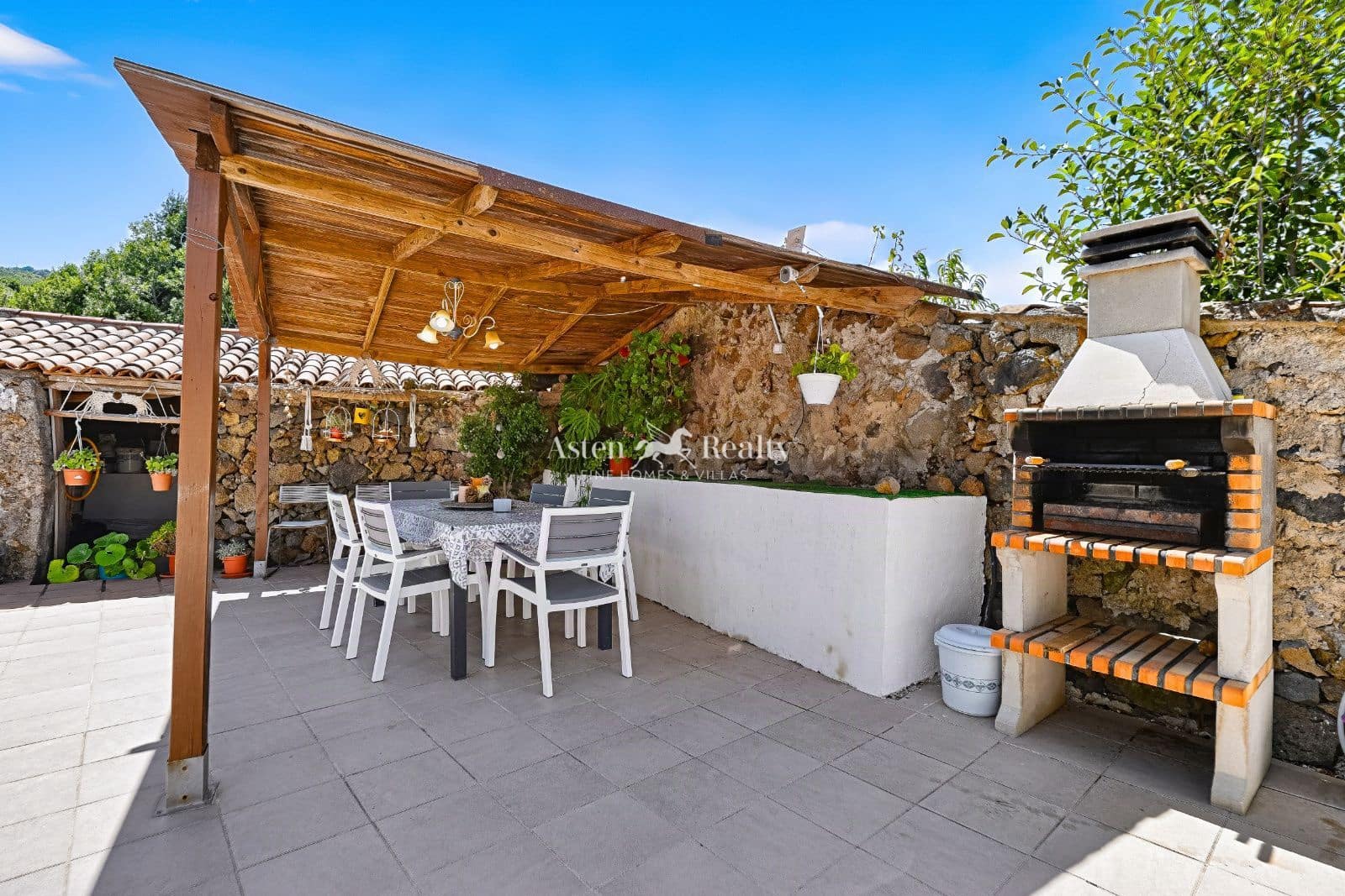 4 chambre Villa/Maison à vendre à El Tanque avec garage - 347 000 € (Ref: 10131005)