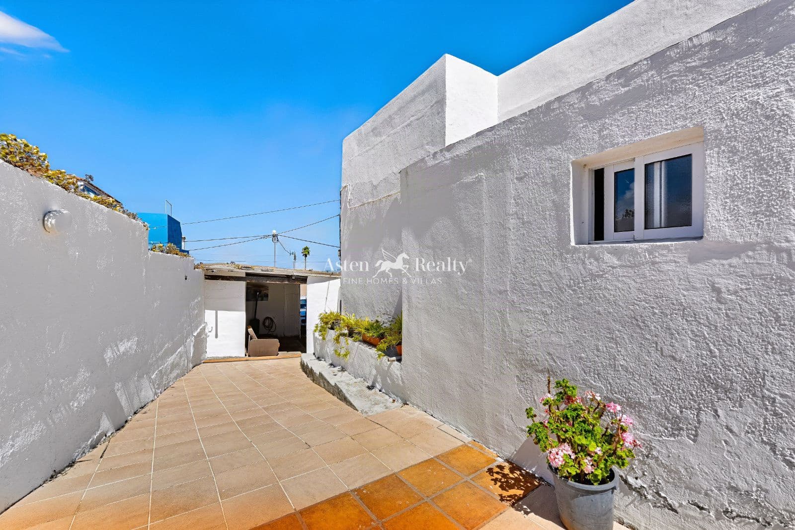 4 chambre Villa/Maison à vendre à El Tanque avec garage - 347 000 € (Ref: 10131005)