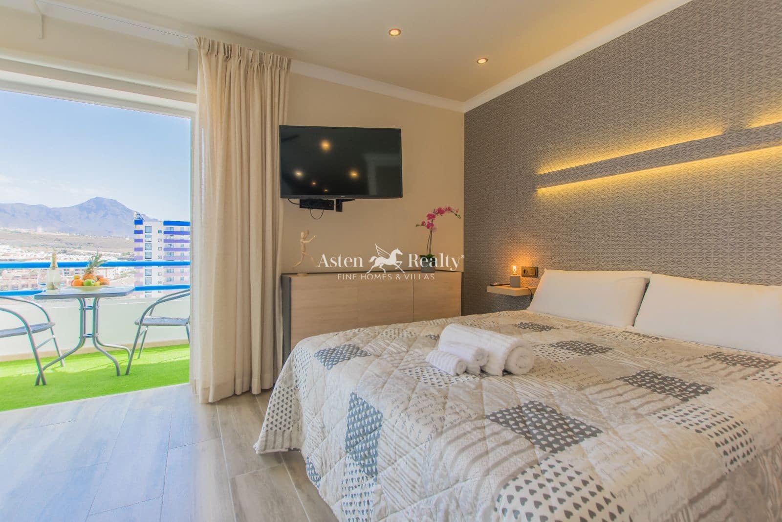 Lejlighed til salg i Playa Paraiso med swimmingpool - € 225.000 (Ref: 10136555)