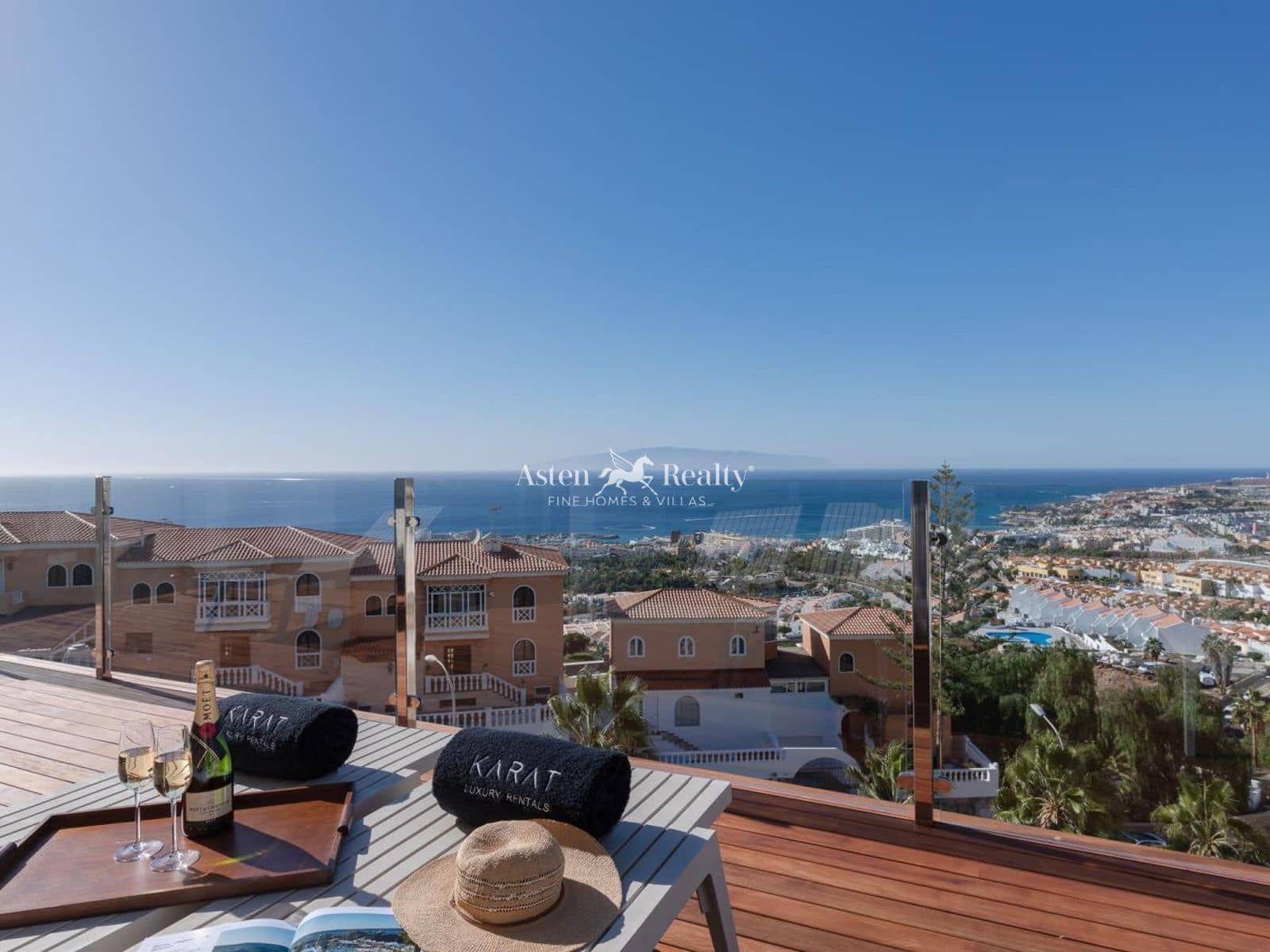 3 soverom Villa til salgs i Costa Adeje med svømmebasseng garasje - € 1 449 000 (Ref: 10140017)