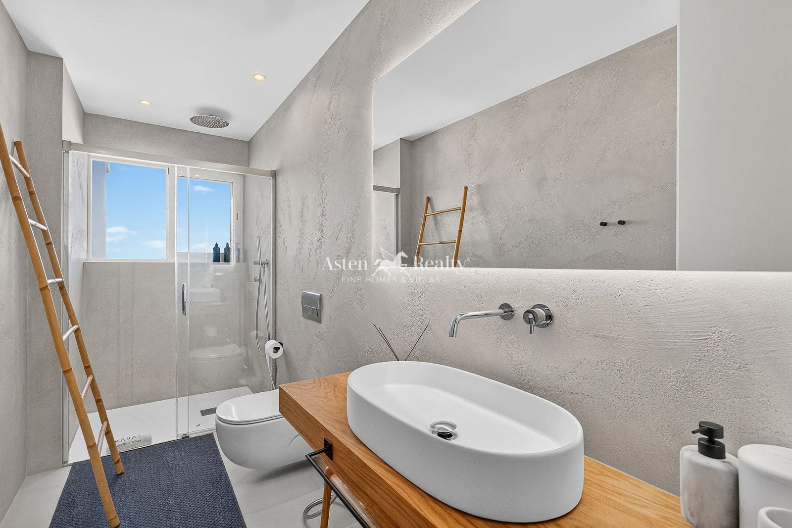 3 soverom Villa til salgs i Costa Adeje med svømmebasseng garasje - € 1 449 000 (Ref: 10140017)