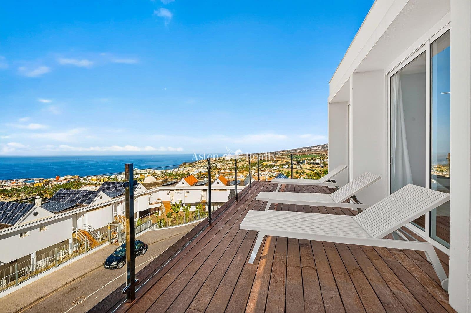 3 slaapkamer Villa te koop in Costa Adeje met zwembad garage - € 1.369.000 (Ref: 10140018)