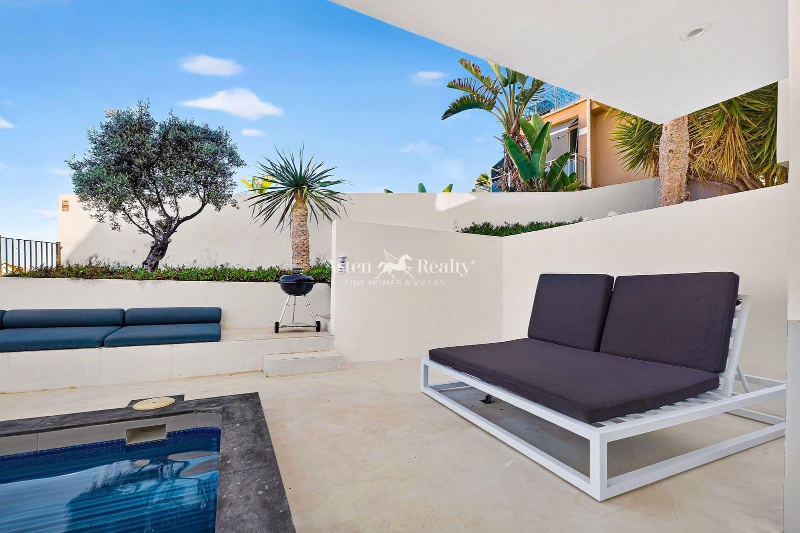 3 slaapkamer Villa te koop in Costa Adeje met zwembad garage - € 1.369.000 (Ref: 10140018)