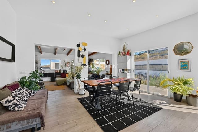 3 sovrum Villa till salu i Taucho, Adeje med garage - 450 000 € (Ref: 10140191)