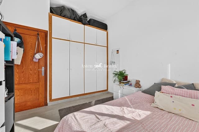 3 sovrum Villa till salu i Taucho, Adeje med garage - 450 000 € (Ref: 10140191)
