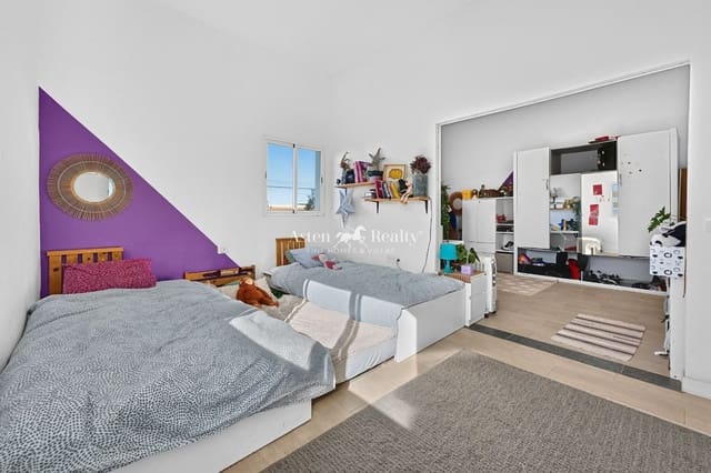 3 sovrum Villa till salu i Taucho, Adeje med garage - 450 000 € (Ref: 10140191)