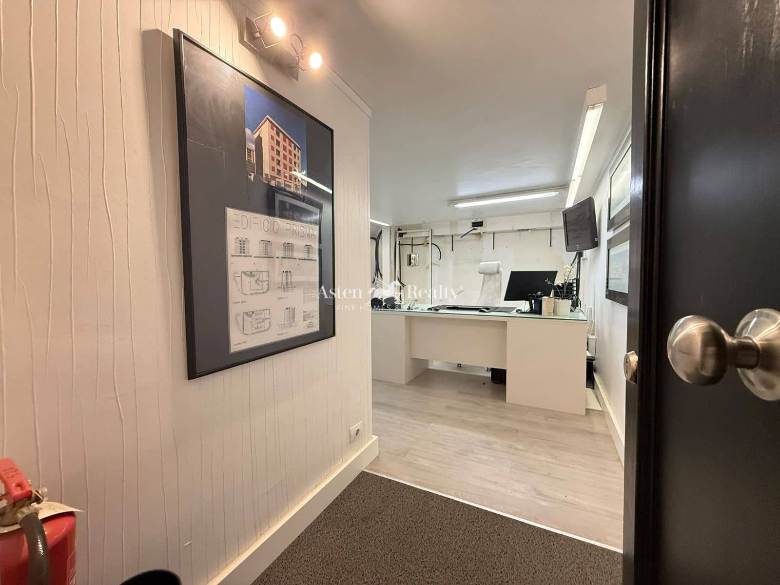 Kontor til salg i Santa Cruz de Tenerife med garage - € 275.000 (Ref: 10144932)