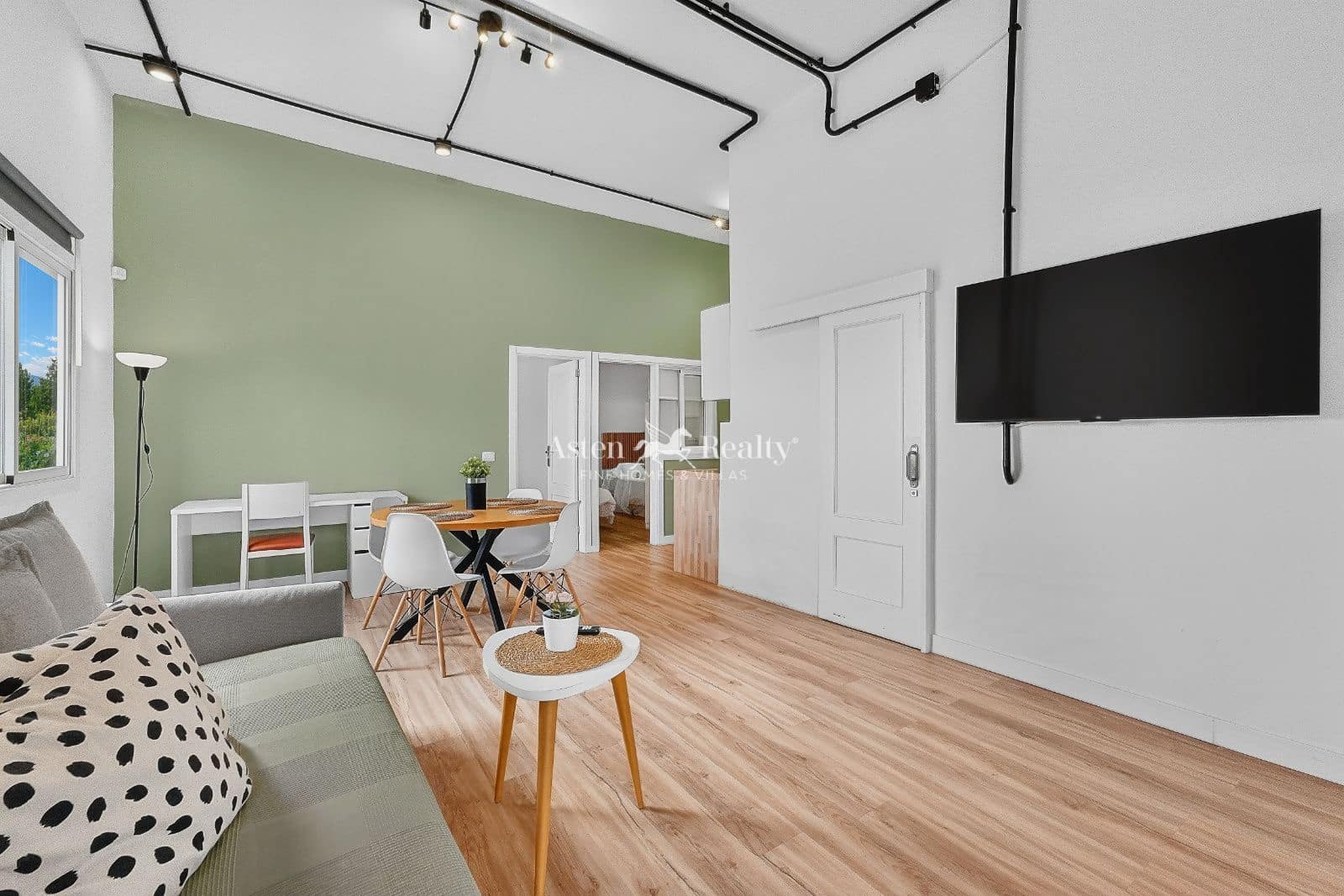 2 slaapkamer Flat te koop in Alcala - € 277.000 (Ref: 10156944)