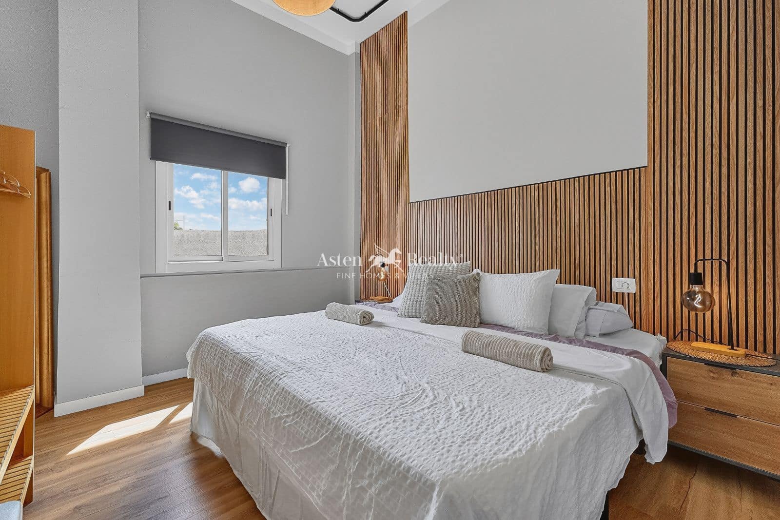 2 slaapkamer Flat te koop in Alcala - € 277.000 (Ref: 10156944)